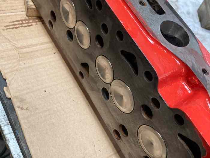 Culasse FORD Kent big valves neuve: guides, sièges, soupapes, face. 0
