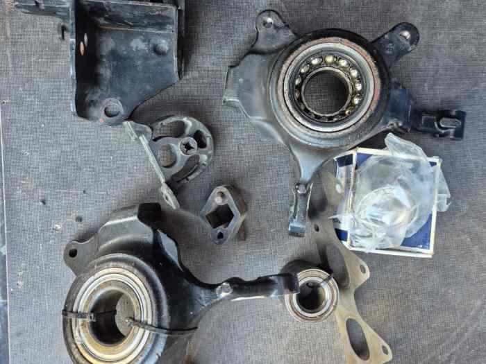 Pneus en 17 + pièces Clio R3 3