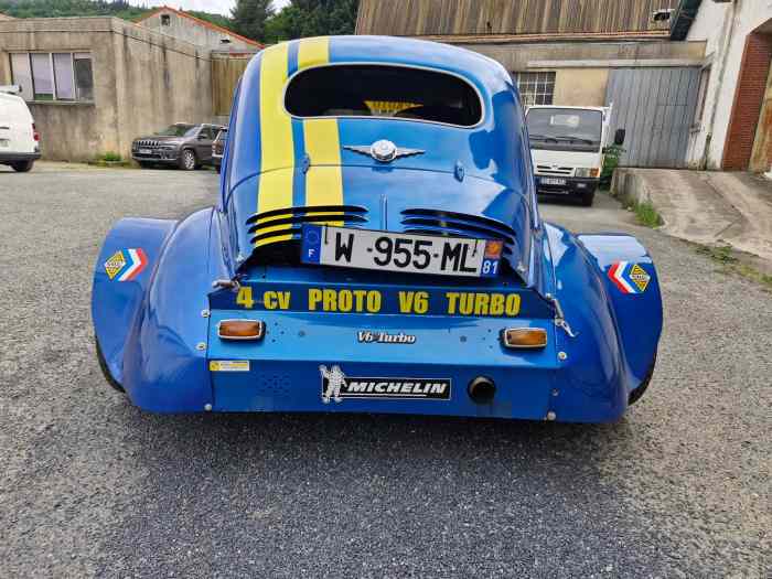 Renault 4cv proto v6 turbo 1