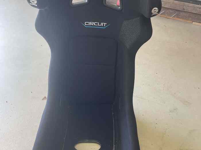 siège baquet circuit homologué 2028