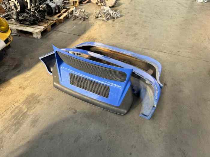 Porsche 911 Type G - Parechocs et capot moteur 4