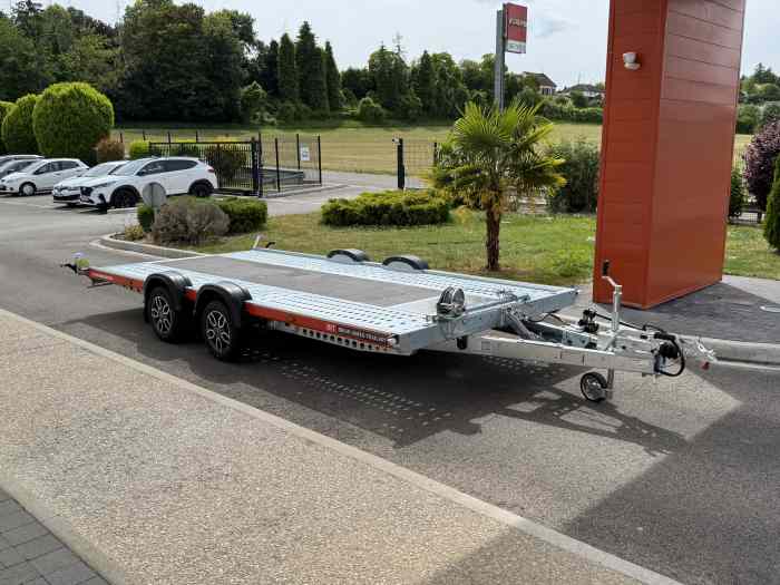 REMORQUE NEUVE NOUVELLE BRIAN JAMES A-...
