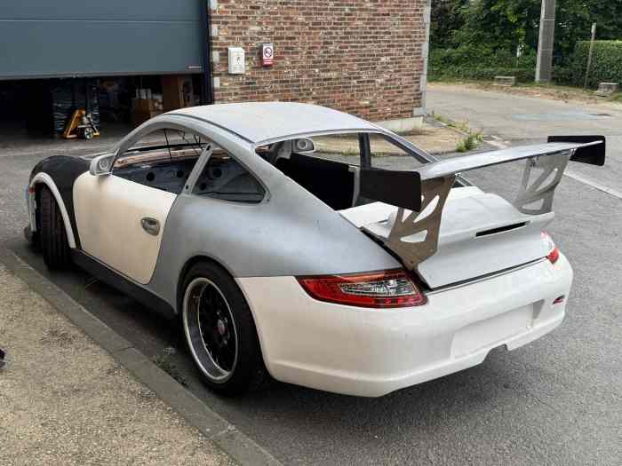 Projet Porsche 997 sans moteur ni boîte 1