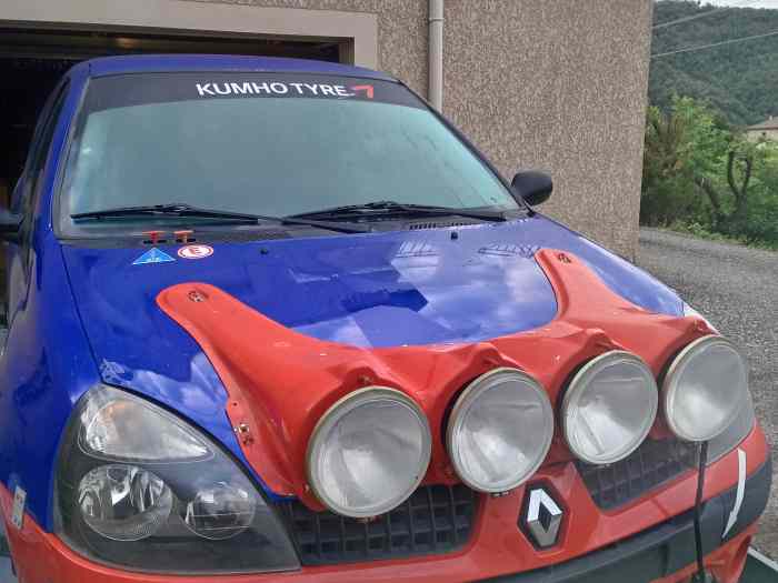 Clio Grn entière ou en piece 0