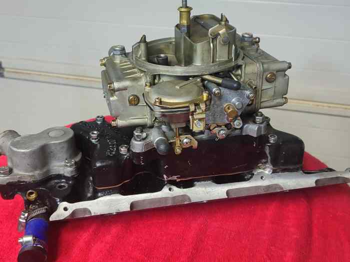 Ford capri admission Holley v6 2.8 0