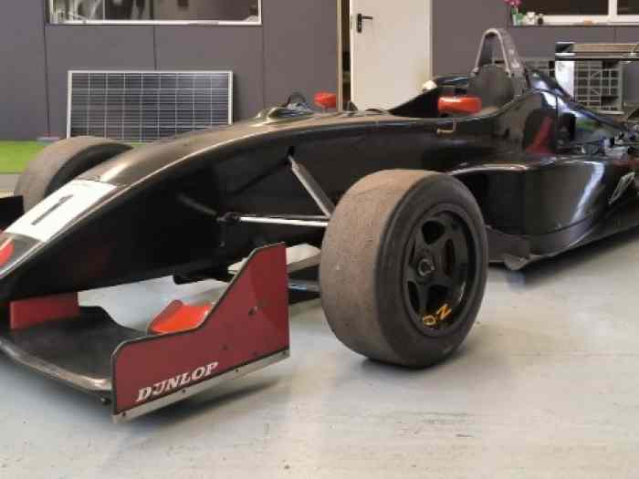 DALLARA F305