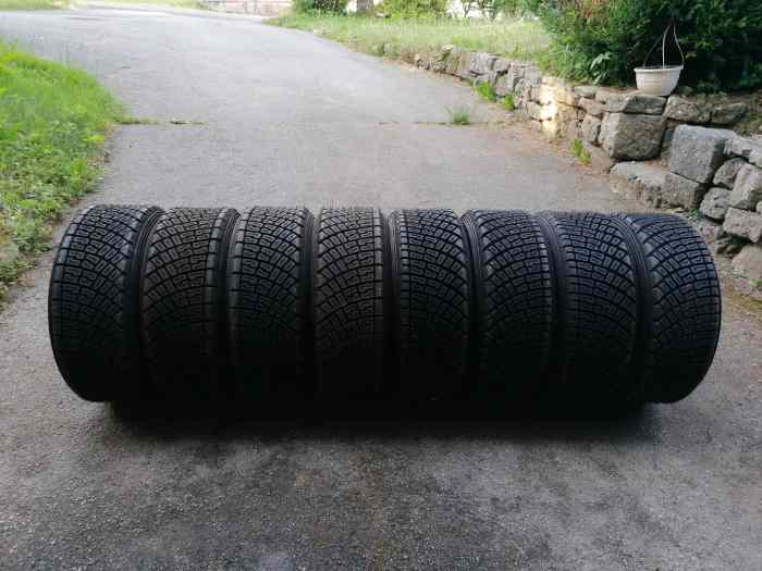 Pneus michelin terre neuf 0