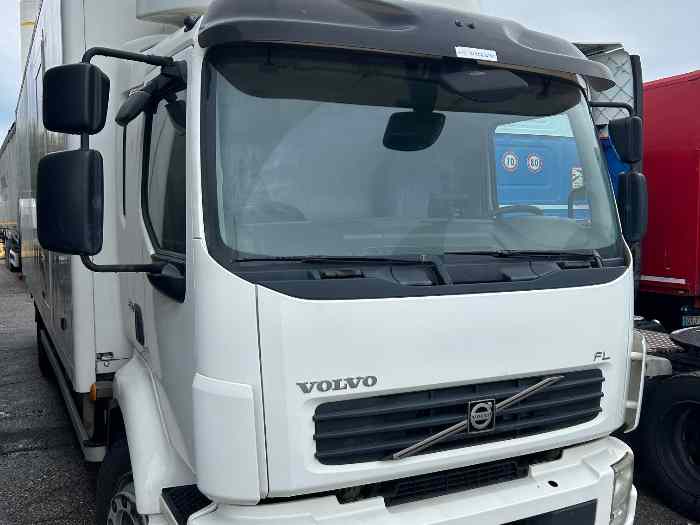 CAMION VOLVO RALLY ASSISTANCE 1