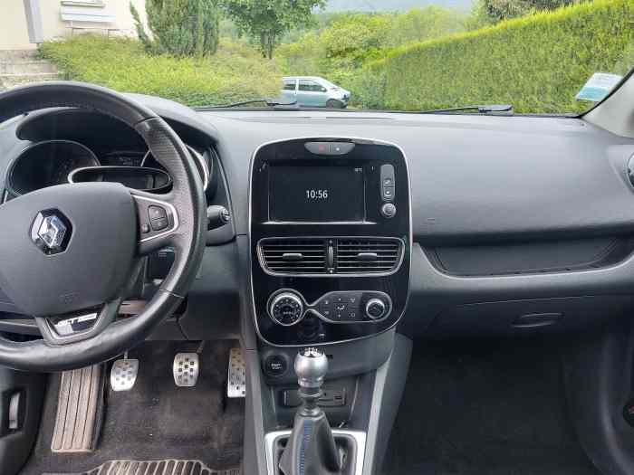Clio 4 GT line bleu 120 cv 2