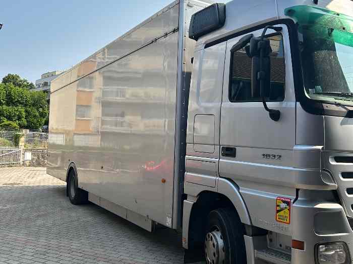 MERCEDES ACTROS 1832 1