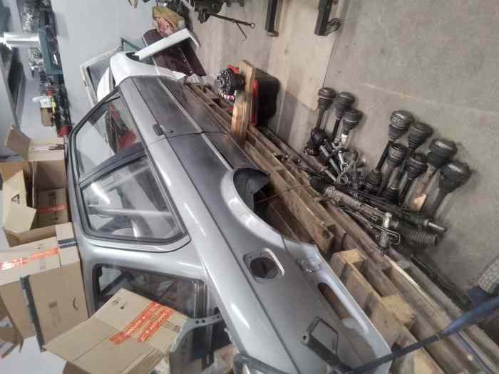CAISSE BMW E30 320 I arceautee phase 2 4