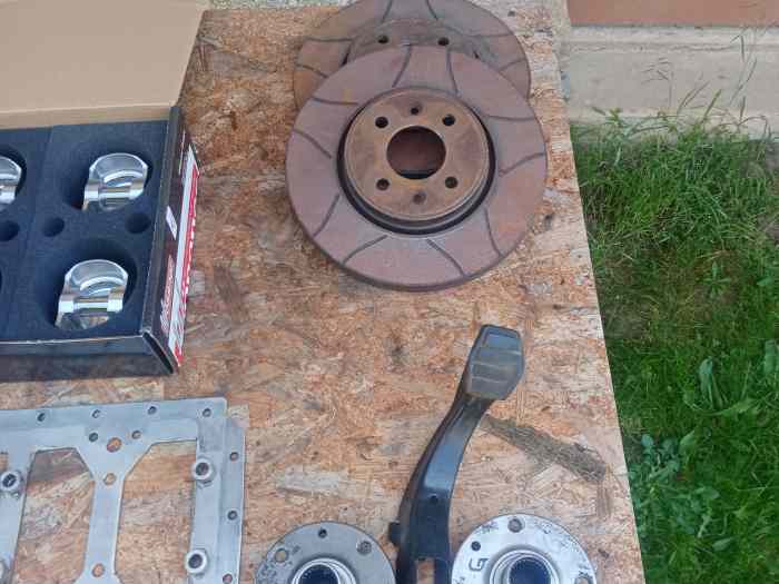 LOT DE PIECES RENAULT CLIO MEGANE 3