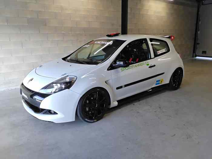 Renault Clio 3 Cup 0