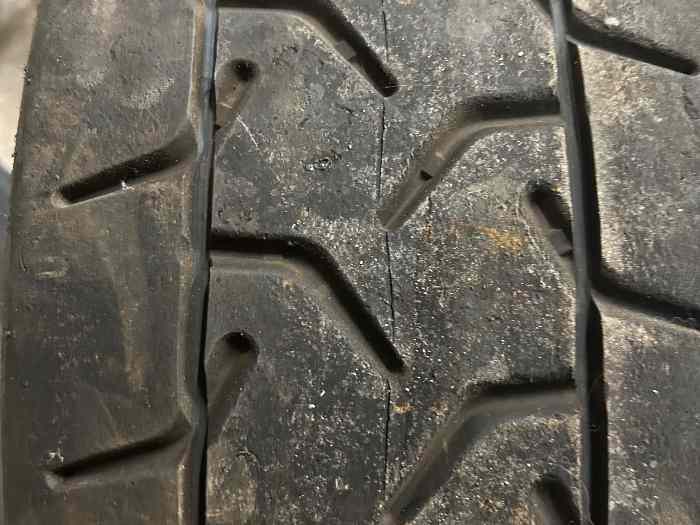 2 pneus kumho TM-02 super soft 200/615r17 1