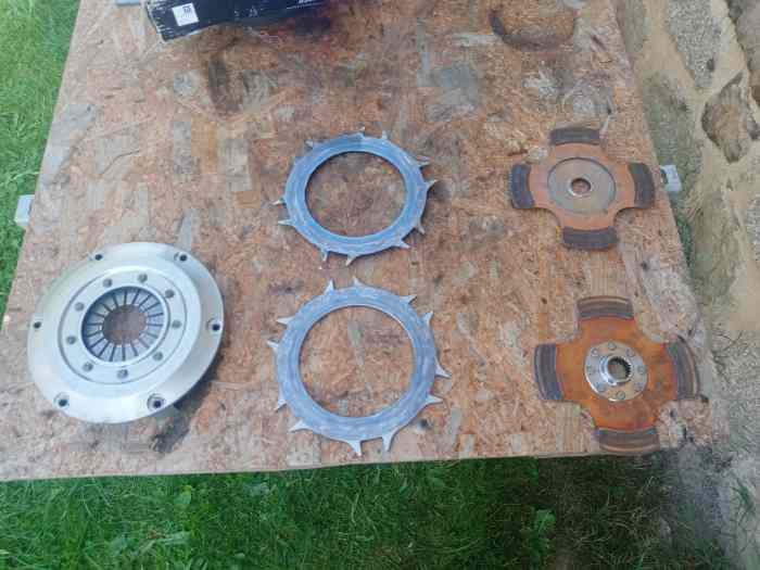 2 EMBRAYAGE CLIO R3T 3