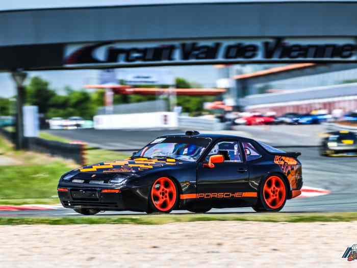 Porsche 944 Turbo Track day 0