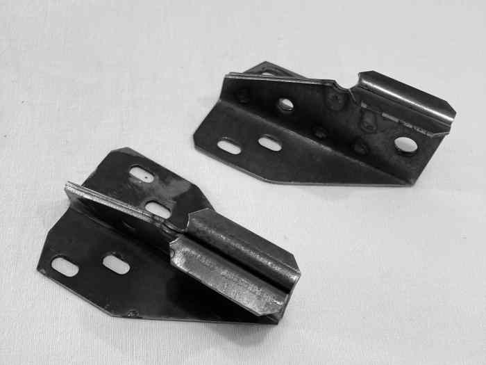Renforts de caisse R8 Gordini r1135 4