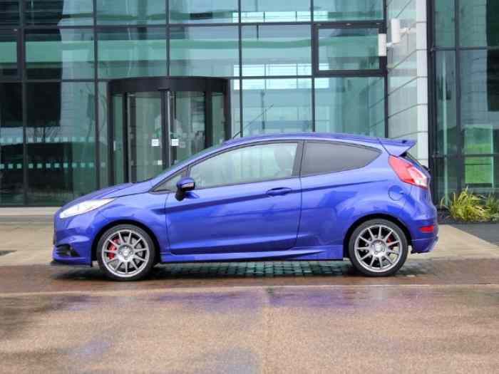 Jante Ford Fiesta ST Speedline Corse Turini 7x17 Anthracite 1