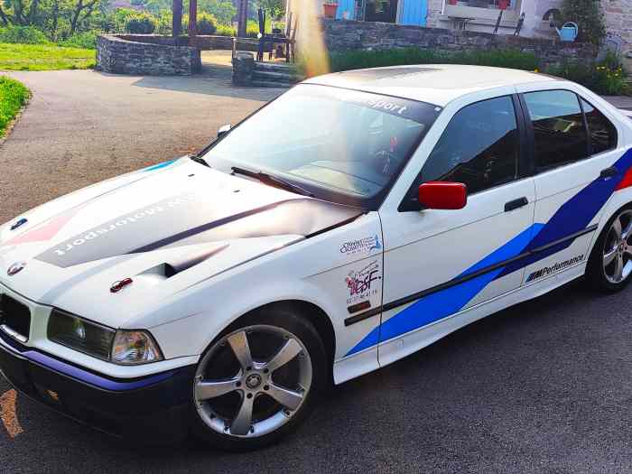 BMW 325i E36 4