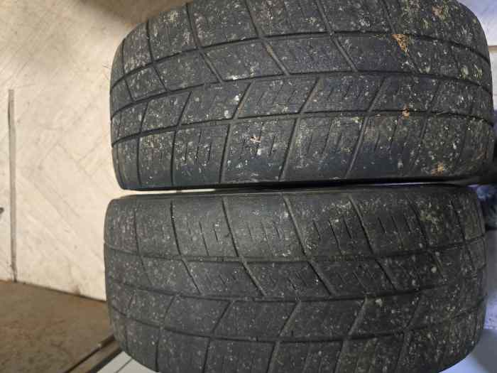 Vends pneus hankook pluie 0