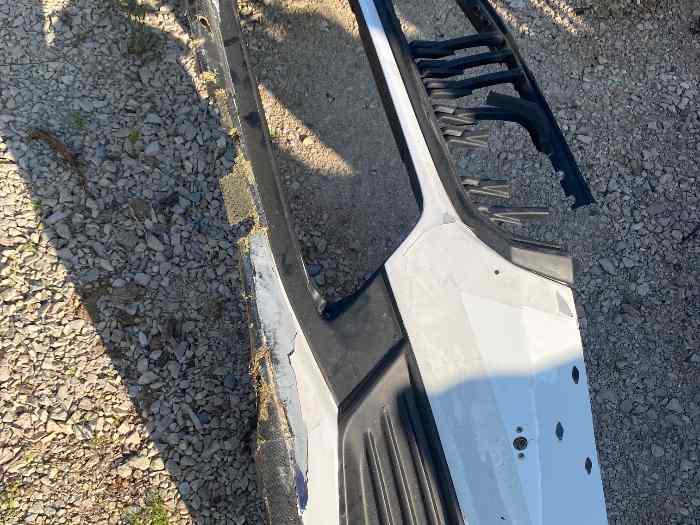 Bouclier avant Skoda fabia r5 1