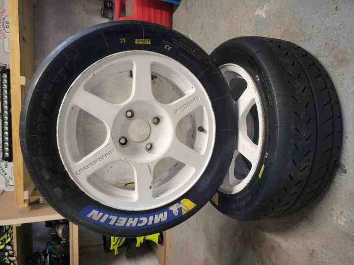 Roue pneu michelin 21 en 15 pouce 1