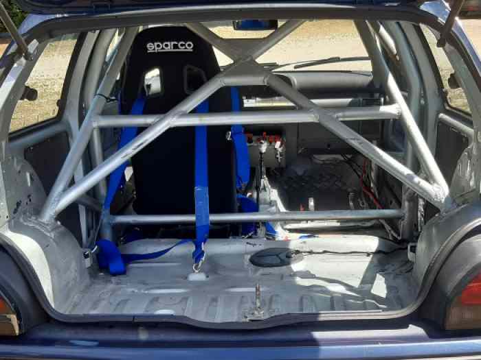 VOITURE DE COURSE HISTORIQUE RENAULT CLIO 16V 5