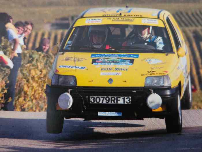 Renault clio Rn F2000 4