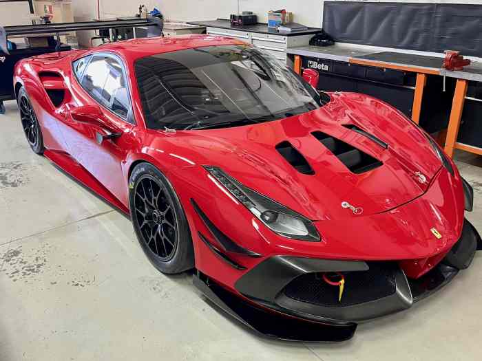FERRARI 488 Challenge EVO 2020 6350km 0