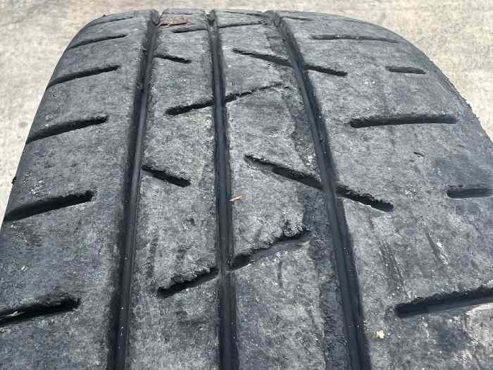 Pneu hankook 13 pouces 4