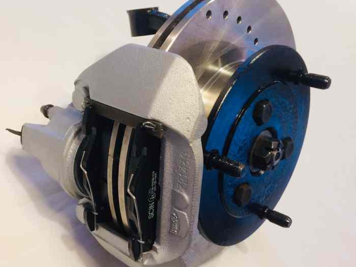 Cales alu pour gros freins ventilés A110, R8 Gordini 1