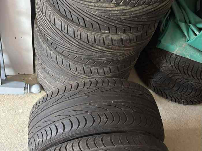 Roues + pneus 0