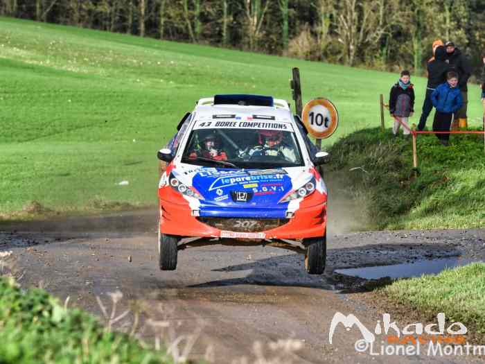 vend Buggy rivet 207 moteur Honda s2000 voiture dans le top 10 du championnat France des rallye tout terrain(prix / perfo / entretien imbattable) 3