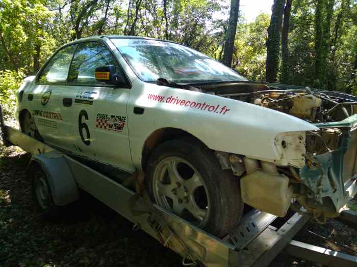 Caisse subaru impreza gt 1995 1