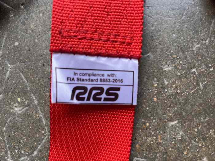 Vends harnais RRS 6 points Hans rouge 4