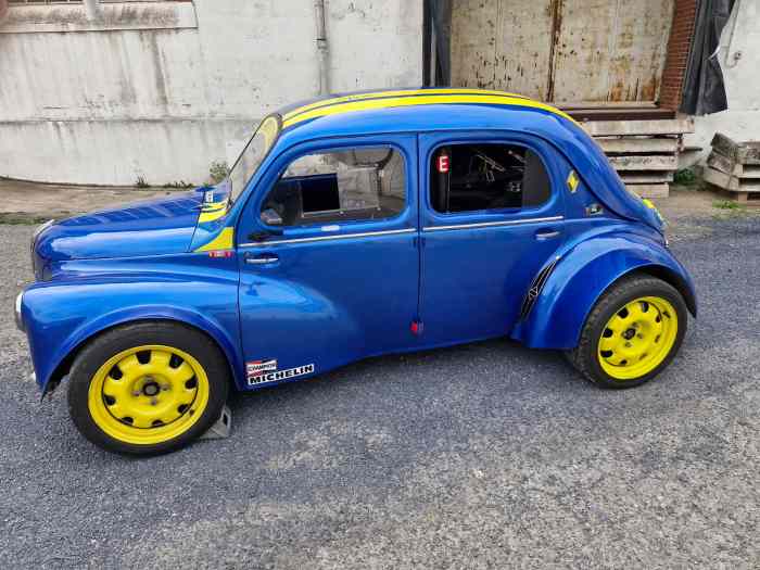 Renault 4cv proto v6 turbo 2
