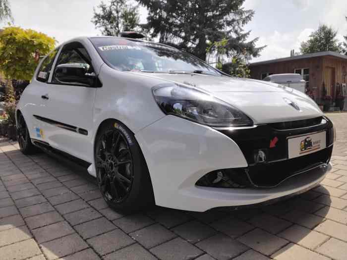 Renault Clio 3 Cup 1