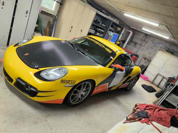Porsche cayman s 2