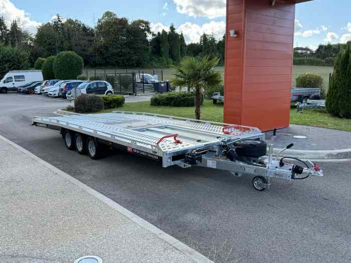 REMORQUE BRIAN JAMES T-TRANSPORTER 5.50m X 2.24m PTAC 3T5 3500 kg / 3 ESSIEUX / OPTIONS KIT HYDRAULIQUE BASCULANT / TREUIL ALKO / RAMPES LONGUES / TVA RECUPERABLE / 9680 ht / ... 0