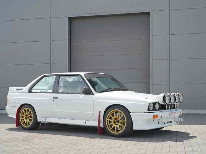 BMW M3 E30 by MATS ex. Thierry Neuvill...