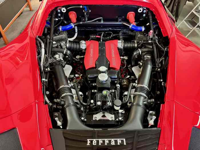 FERRARI 488 Challenge EVO 2020 6350km 1