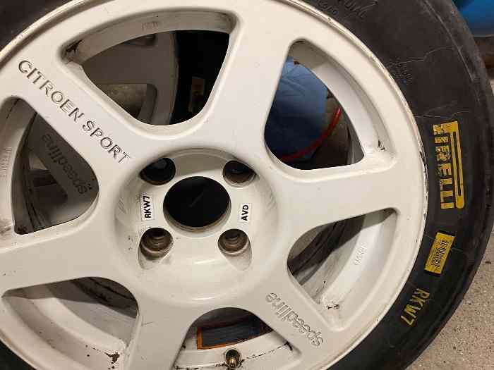 Pneu Pirelli rk7w 15 pouces 0
