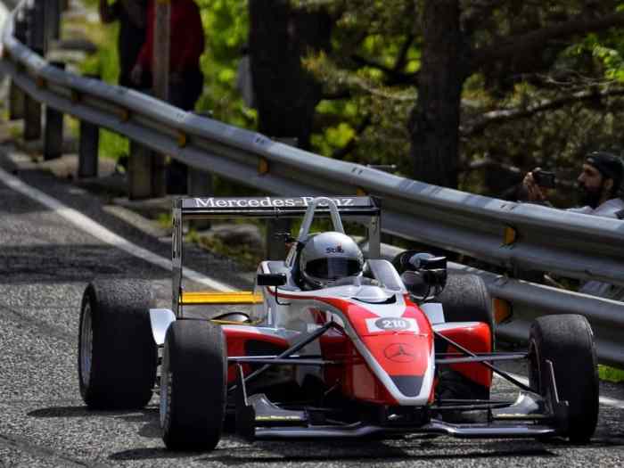 DALLARA 305
