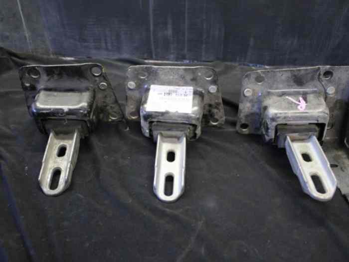 Lot de supports élastiques boite de vitesse Peugeot 208 1