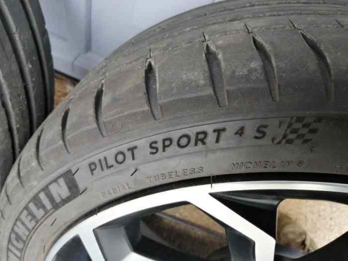 Roues complètes Yaris GR 3