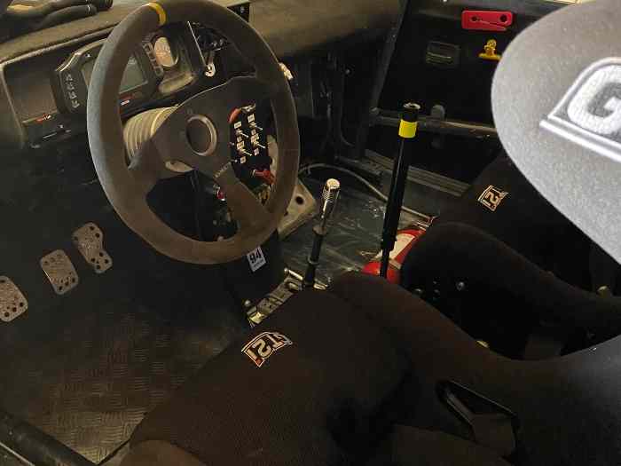 205 F2000 1