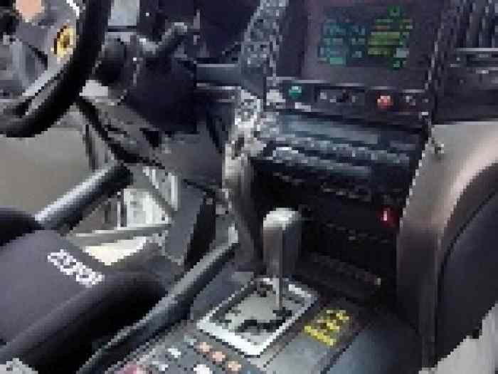 Toyota Land cruiser v8 + lot de pièces 1