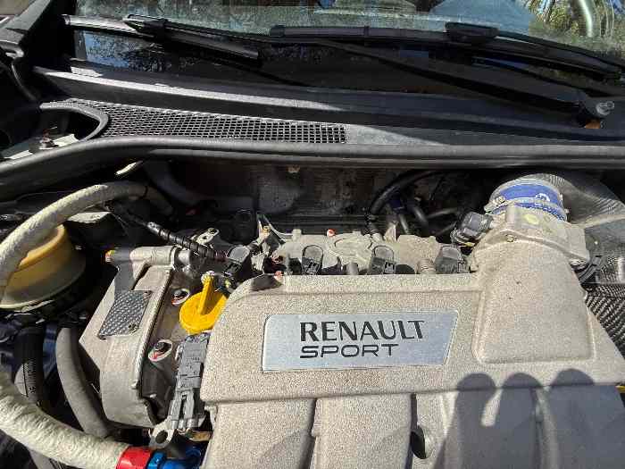 Clio R3 Max 4
