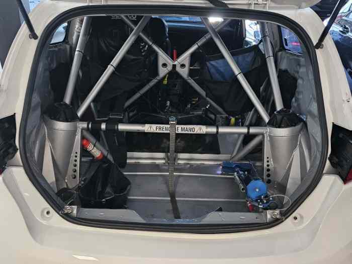 FORD FIESTA RALLY 2 AÑO 2019 5