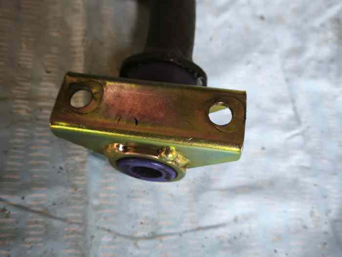 Triangle G/D pour 106 / Saxo 1